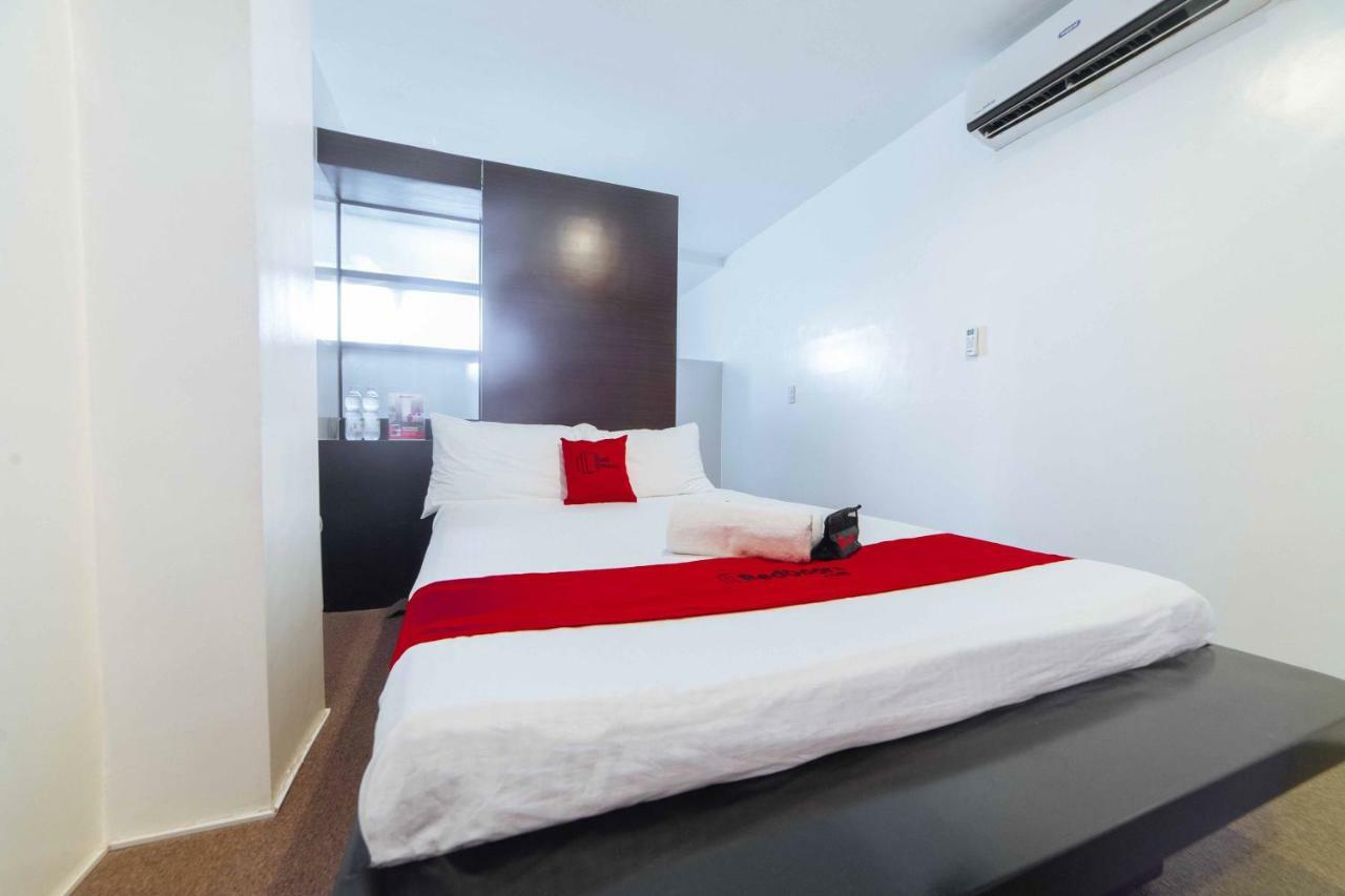 Reddoorz Premium @ Guadalupe Village Davao City المظهر الخارجي الصورة